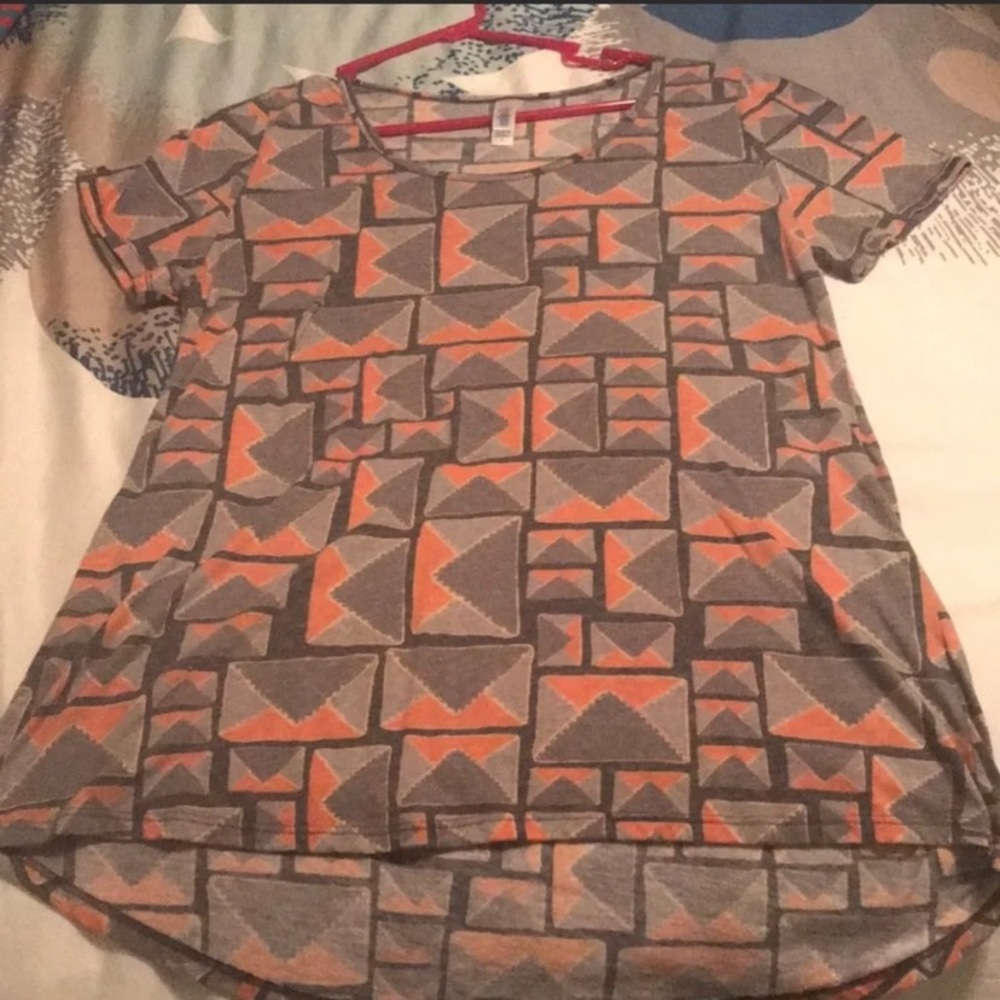 Lularoe classic t